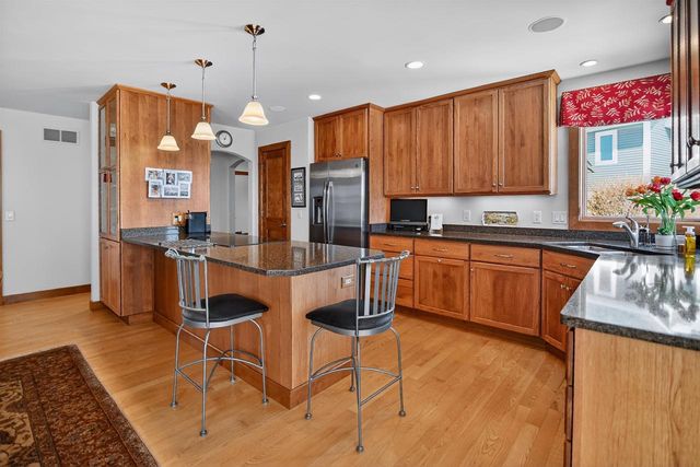 1321 Stratford Court, Middleton, WI 53562