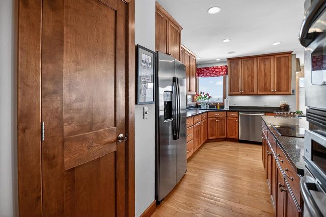 1321 Stratford Court, Middleton, WI 53562