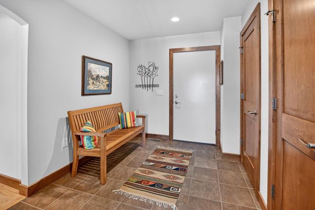 1321 Stratford Court, Middleton, WI 53562