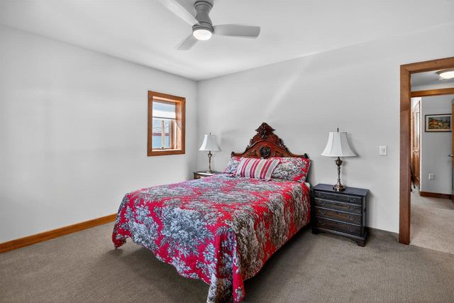 1321 Stratford Court, Middleton, WI 53562