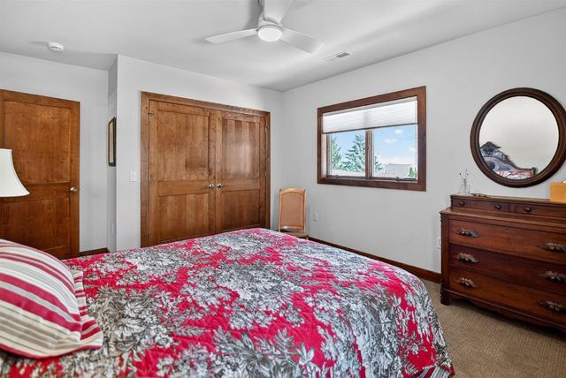 1321 Stratford Court, Middleton, WI 53562