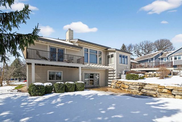 1321 Stratford Court, Middleton, WI 53562