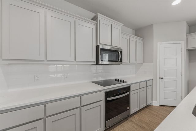 6020 Bursey Road, Watauga, TX 76148