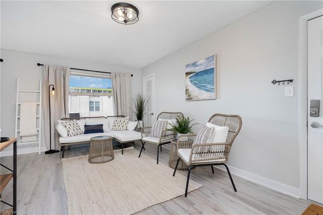 909 Pacific Ave Apt D, Virginia Beach, VA 23451