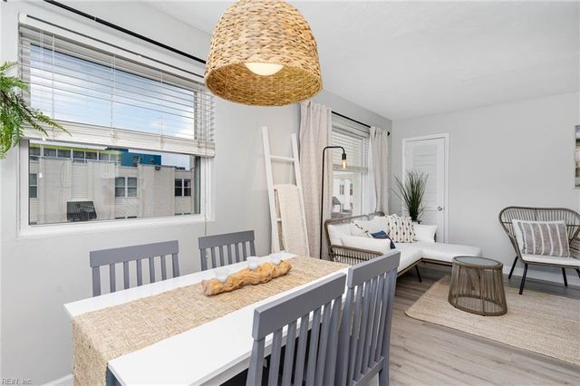 909 Pacific Ave Apt D, Virginia Beach, VA 23451