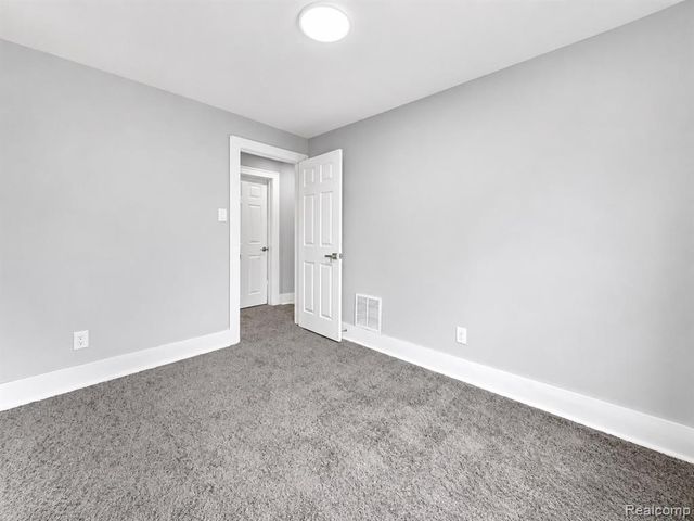 9175 Devonshire Road, Detroit, MI 48224
