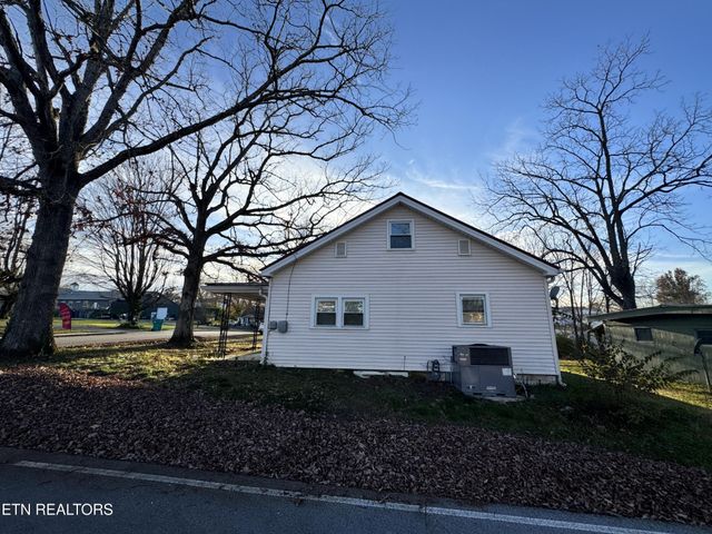 248 North St, Crossville, TN 38555