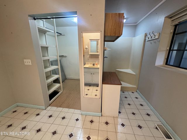 248 North St, Crossville, TN 38555