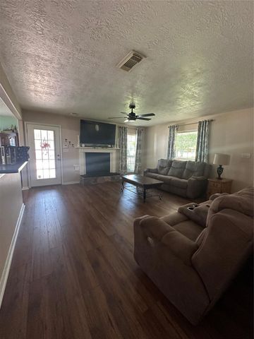 1300 Fm 3460 Road, Shepherd, TX 77371