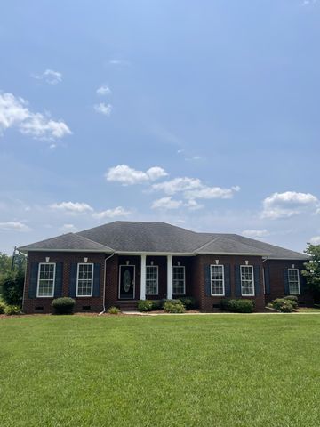 407 Robins St, Lawrenceburg, TN 38464