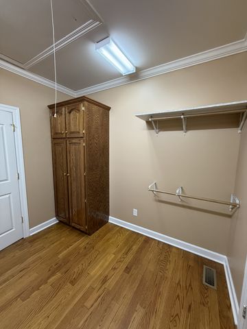 407 Robins St, Lawrenceburg, TN 38464