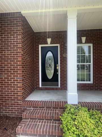 407 Robins St, Lawrenceburg, TN 38464