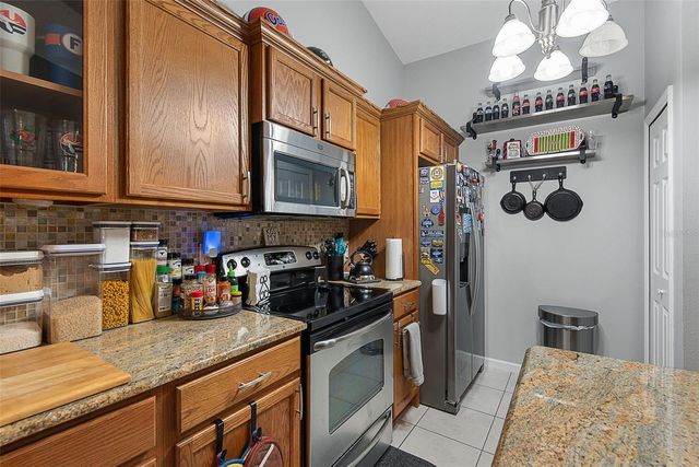 210 ULLIAN TRAIL, Palm Coast, FL 32164