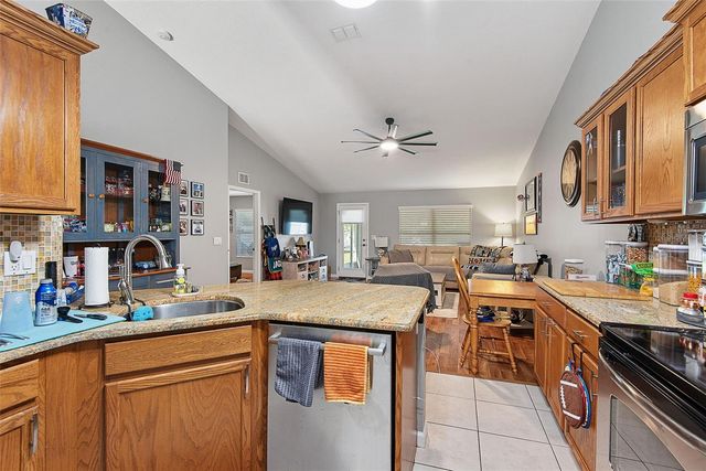 210 ULLIAN TRAIL, Palm Coast, FL 32164