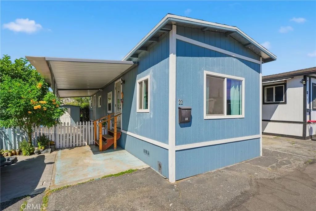 845 W Valley 22, Colton, CA 92324