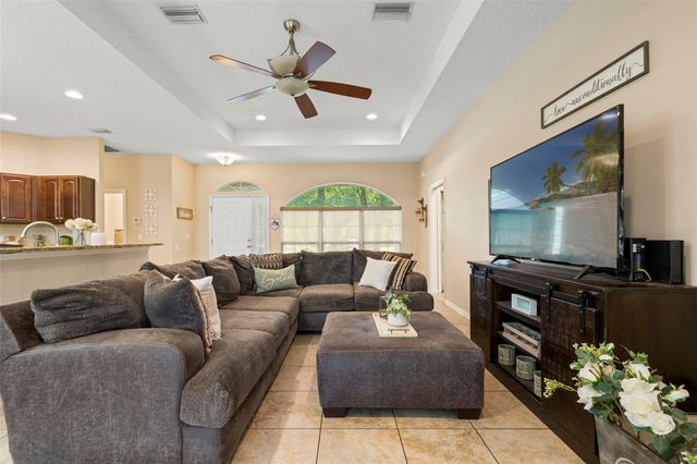 7805 N CREEK WAY, Citrus Springs, FL 34434