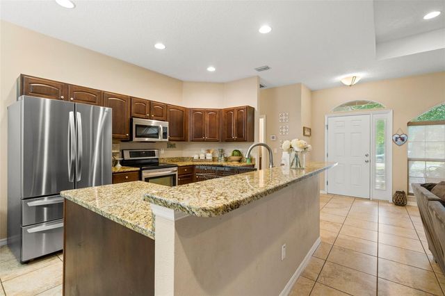 7805 N CREEK WAY, Citrus Springs, FL 34434