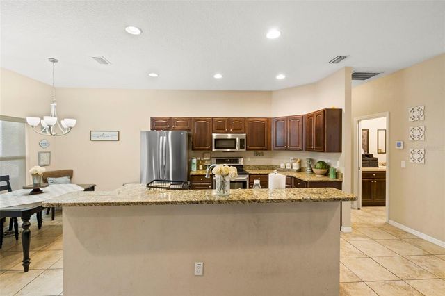 7805 N CREEK WAY, Citrus Springs, FL 34434
