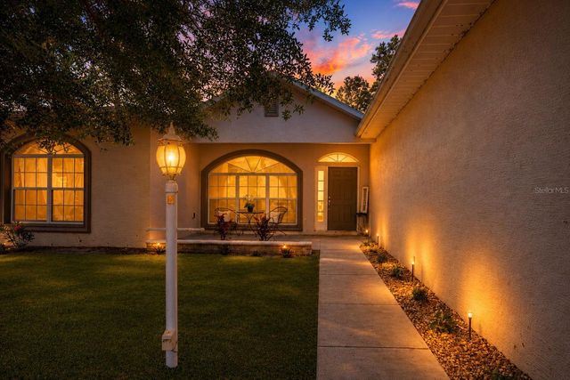 7805 N CREEK WAY, Citrus Springs, FL 34434
