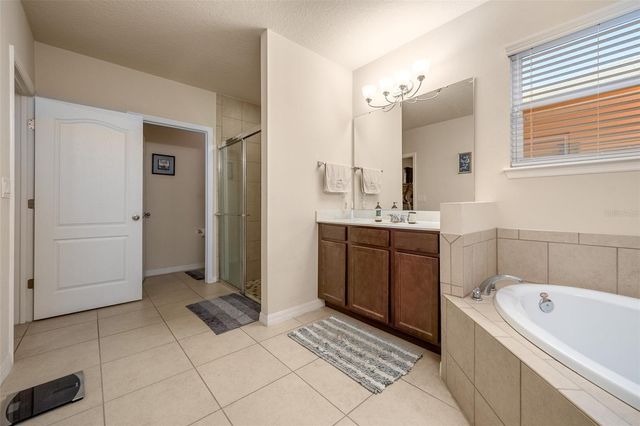 5128 GRASSY KNOLL DRIVE, Tavares, FL 32778