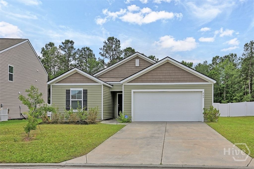 Image 1 of property listing at 249 Caribbean Village Dr., Guyton, GA 31312