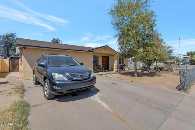 2052 N 51ST Drive, Phoenix, AZ 85035