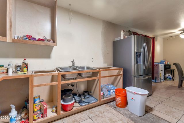 2052 N 51ST Drive, Phoenix, AZ 85035