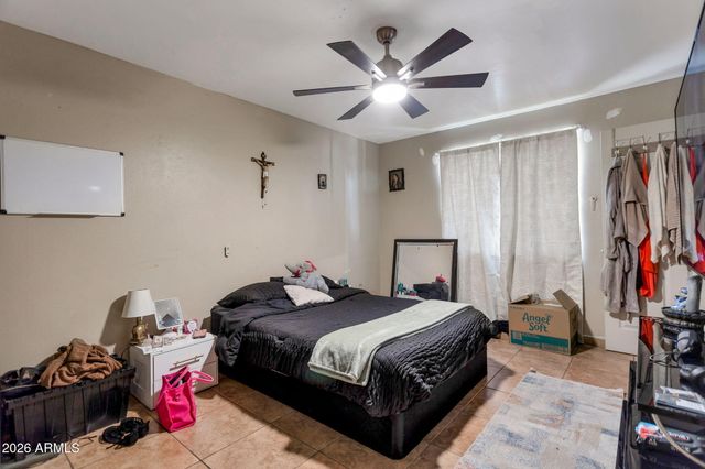 2052 N 51ST Drive, Phoenix, AZ 85035