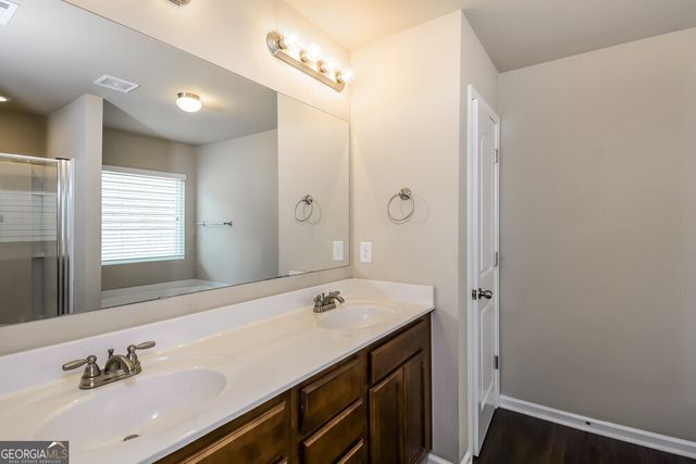 618 Royal Crest Court, Canton, GA 30115