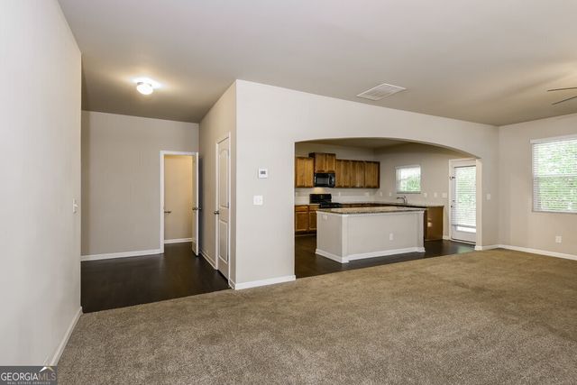 618 Royal Crest Court, Canton, GA 30115