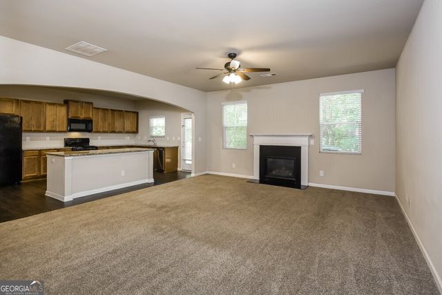 618 Royal Crest Court, Canton, GA 30115