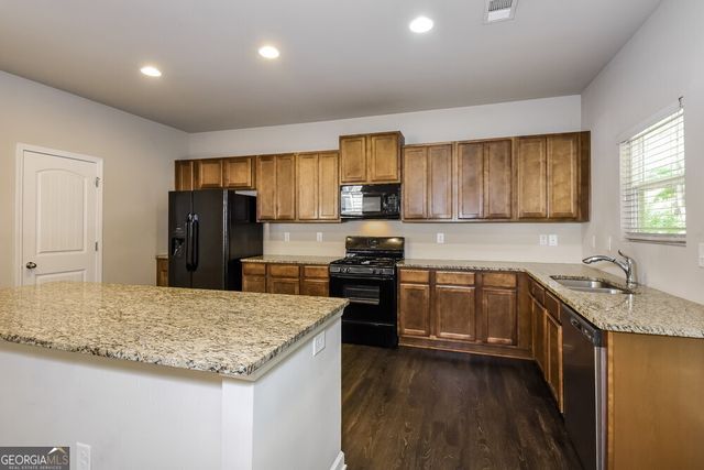 618 Royal Crest Court, Canton, GA 30115