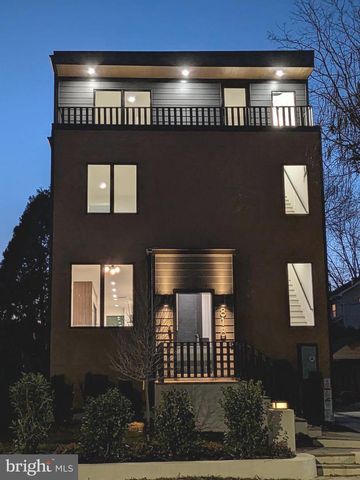 818 N EDGEWOOD ST, Arlington, VA 22201