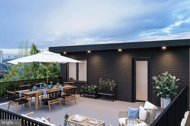 818 N EDGEWOOD ST, Arlington, VA 22201