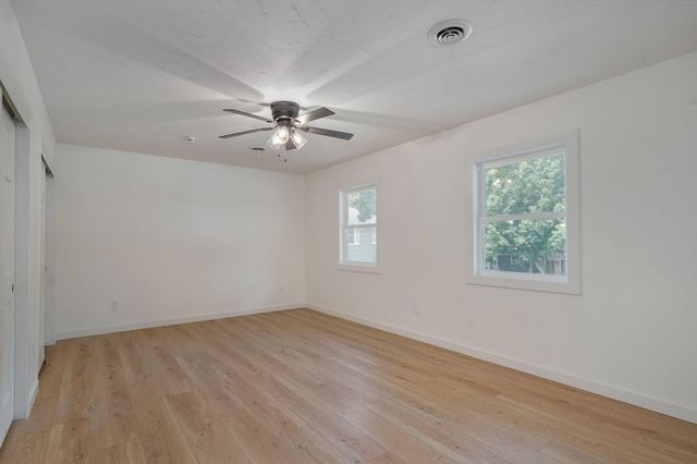 2944 S Josselin Place, Springfield, MO 65804