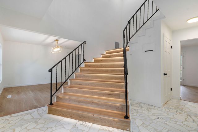 2944 S Josselin Place, Springfield, MO 65804
