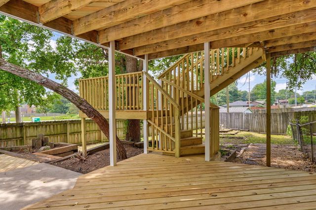 2944 S Josselin Place, Springfield, MO 65804
