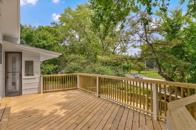 2944 S Josselin Place, Springfield, MO 65804