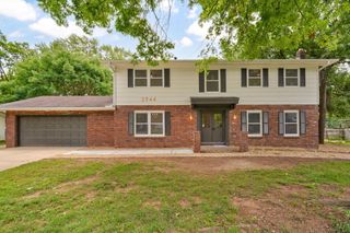 2944 S Josselin Place, Springfield, MO 65804