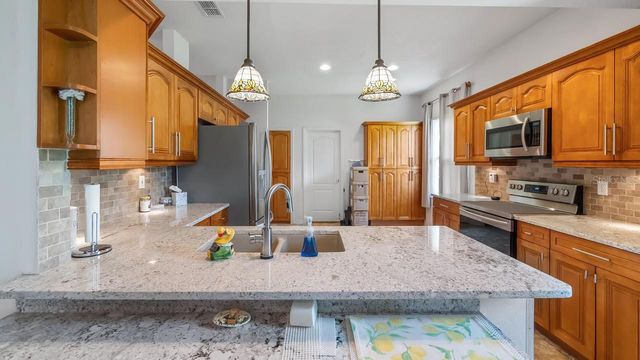 2246 BELSFIELD CIRCLE, Clermont, FL 34711