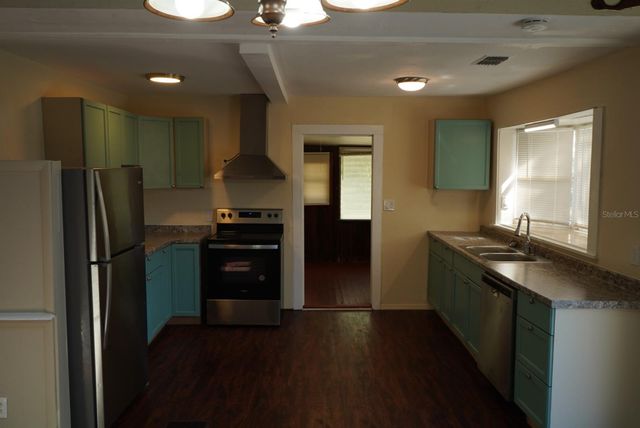 2107 NE 8TH ROAD, Ocala, FL 34470