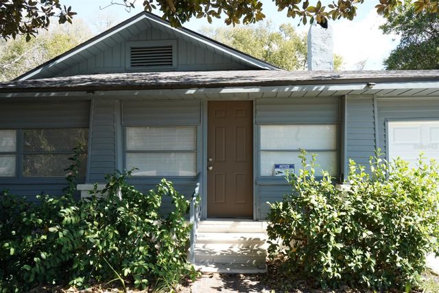 2107 NE 8TH ROAD, Ocala, FL 34470