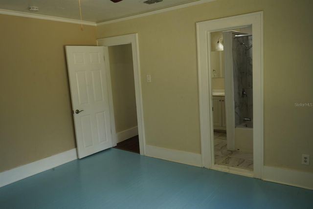 2107 NE 8TH ROAD, Ocala, FL 34470