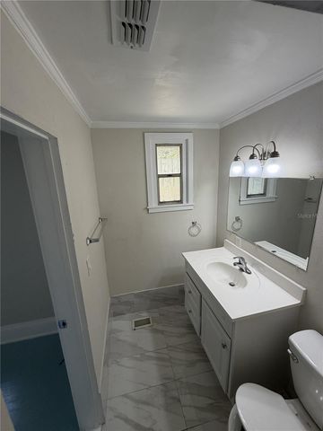 2107 NE 8TH ROAD, Ocala, FL 34470