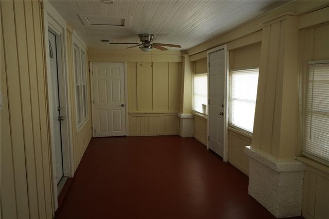 2107 NE 8TH ROAD, Ocala, FL 34470