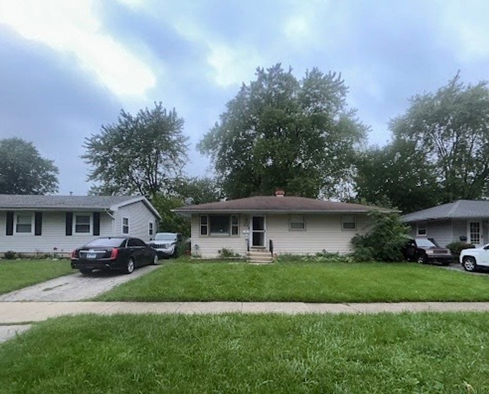 2106 Gideon Avenue, Zion, IL 60099
