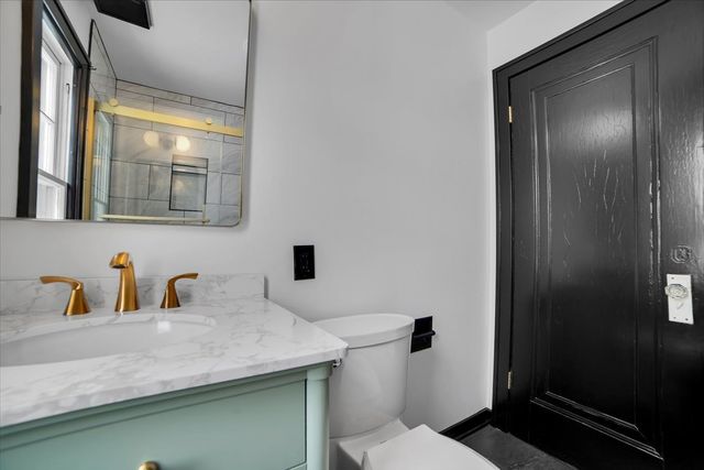 4941 Montgomery Avenue, Downers Grove, IL 60515