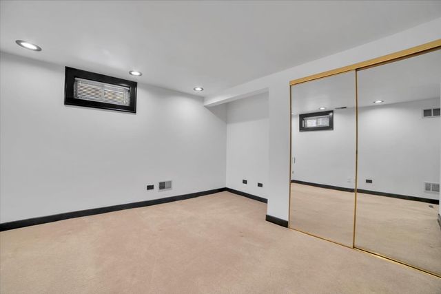 4941 Montgomery Avenue, Downers Grove, IL 60515