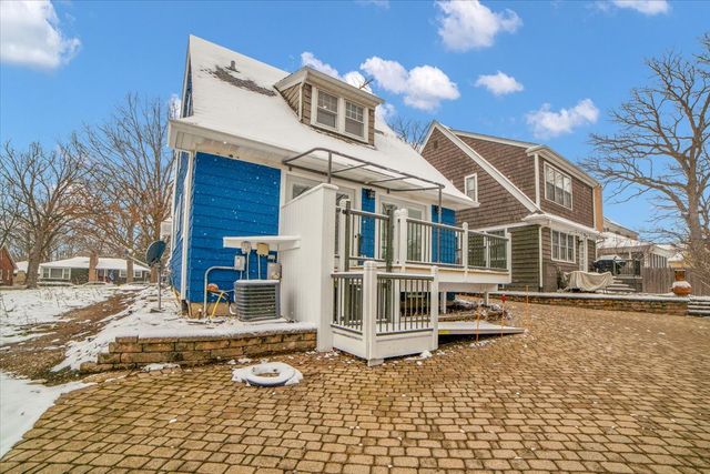 4941 Montgomery Avenue, Downers Grove, IL 60515