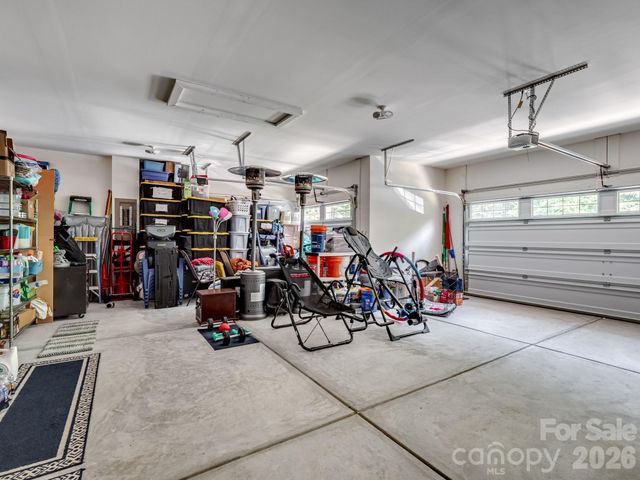 128 S Harbor Watch Drive, Statesville, NC 28677